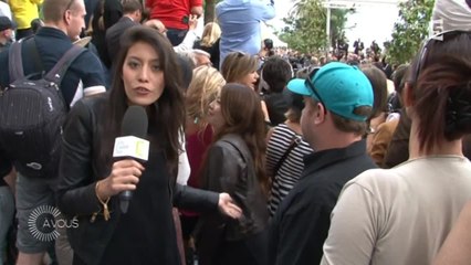 Cannes, sa montées des marches, ses stars... et ses escabeaux! - C à vous - 15/05/2014