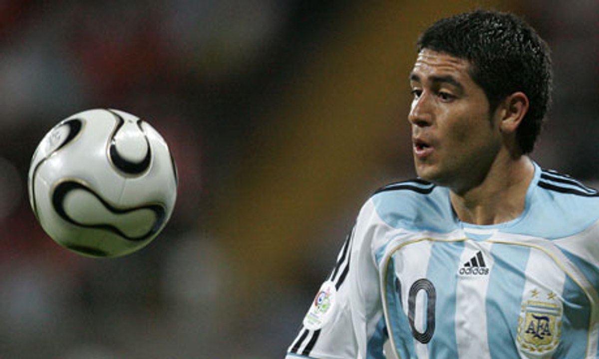 Riquelme - The Best Playmaker