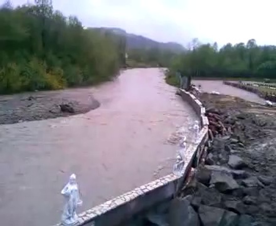 Bystra obok Domu Weselnego Karolinka