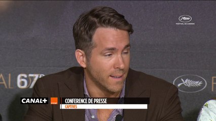 Ryan Reynolds "In the movie, men fear shame more than women"