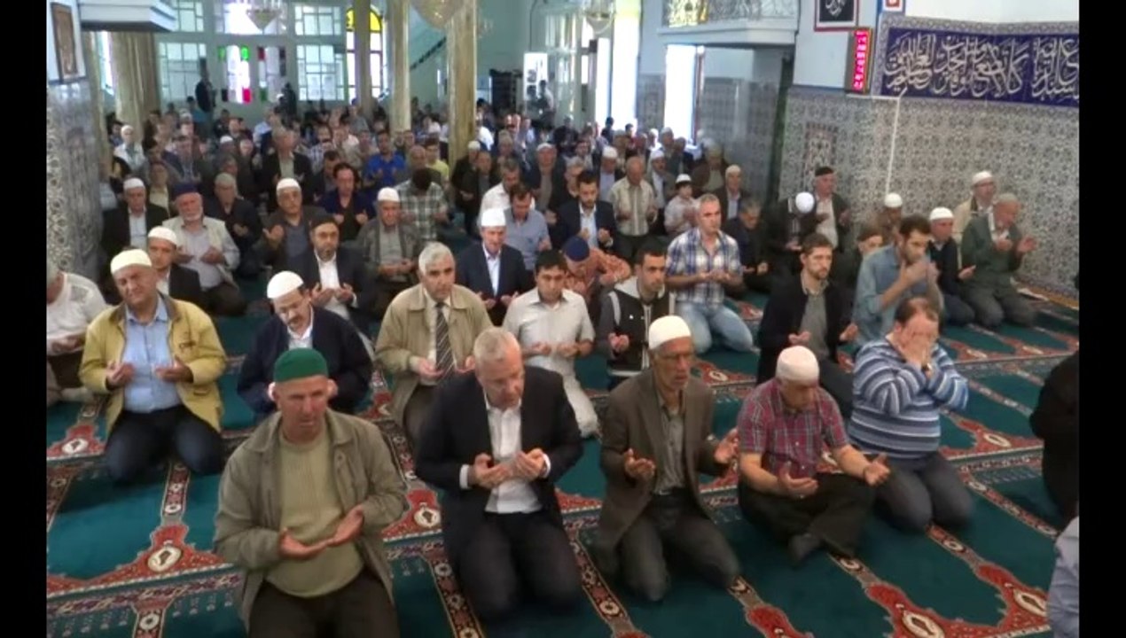 GÜMÜLCİNE SEÇİLMİŞ MÜFTÜLÜĞÜ'NDEN GIYABİ CENAZE NAMAZI KILINDI