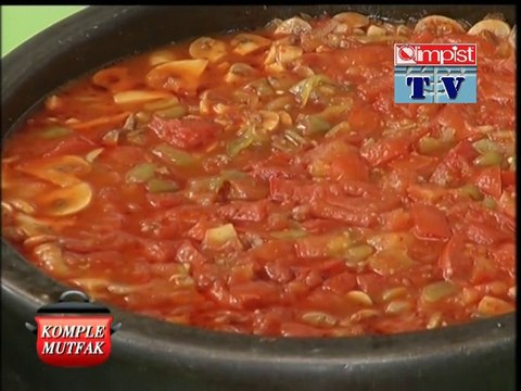 SEBZELİ MANTARLI ET SOTE