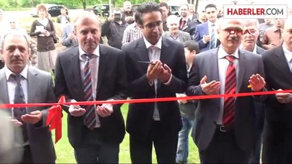 Danimarkalı Belediye Başkanı Cami Açılışında Dua Etti