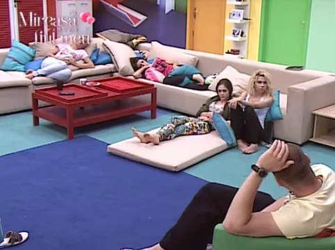 pingu si fetele 16.05.2014