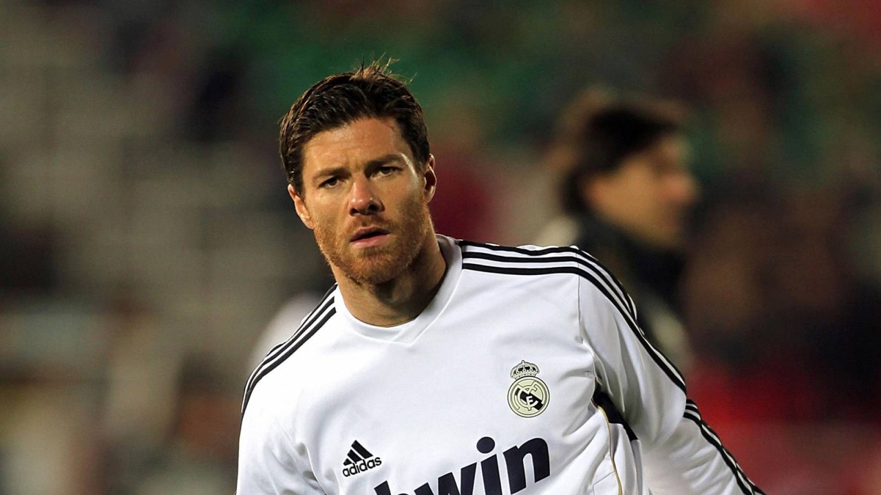 Xabi Alonso ● Ultimate Skill Show ● 2009 - 2014 HD