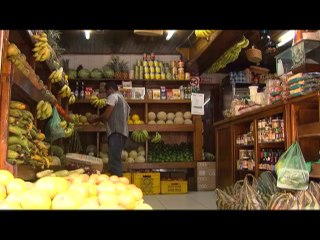 Historiador Sosa: Sobrevivir siempre ha sido la mística de trabajo del portugués