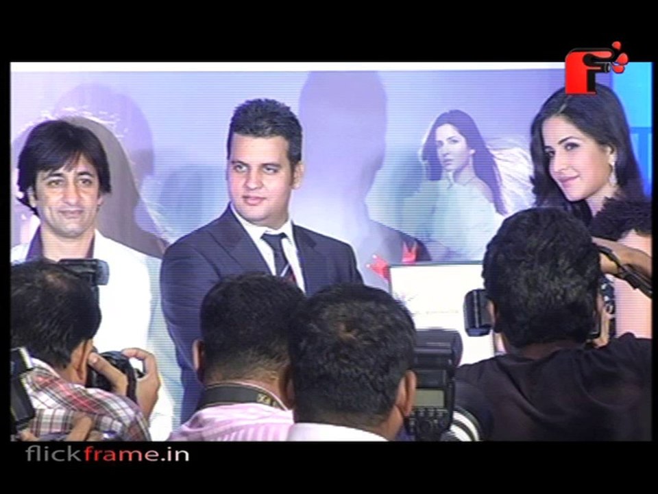 Nakshatra girl Katrina Kaif unveils the new logo
