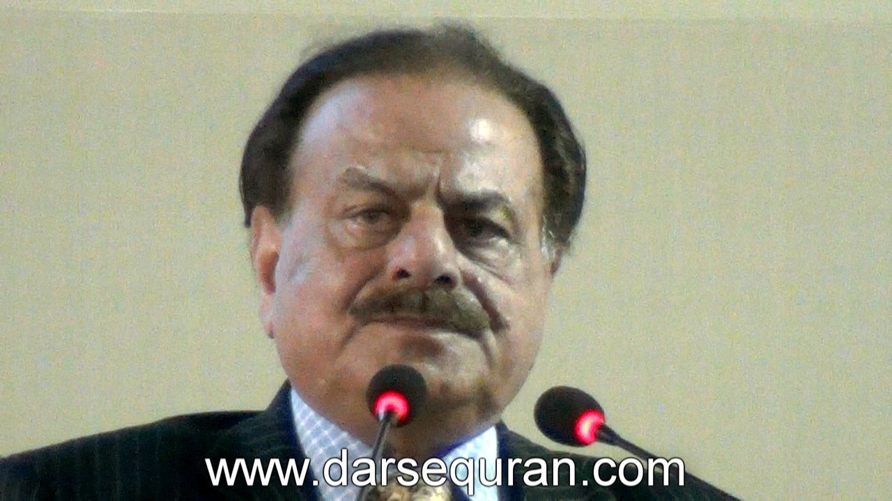 (Full)(HD) General (R) Hamid Gul - At Jamia tur Rasheed "Graduation Ceremony 2013-2014"