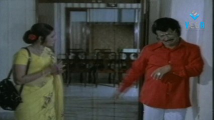 EN Kelvikku Enna Bathil Movie Scene -17