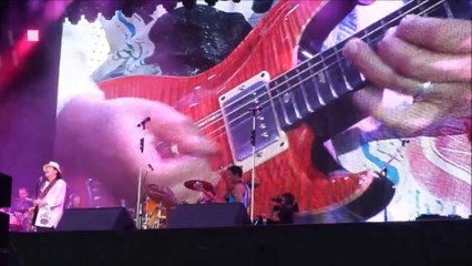 Carlos Santana clips @Vieilles Charrues 2013