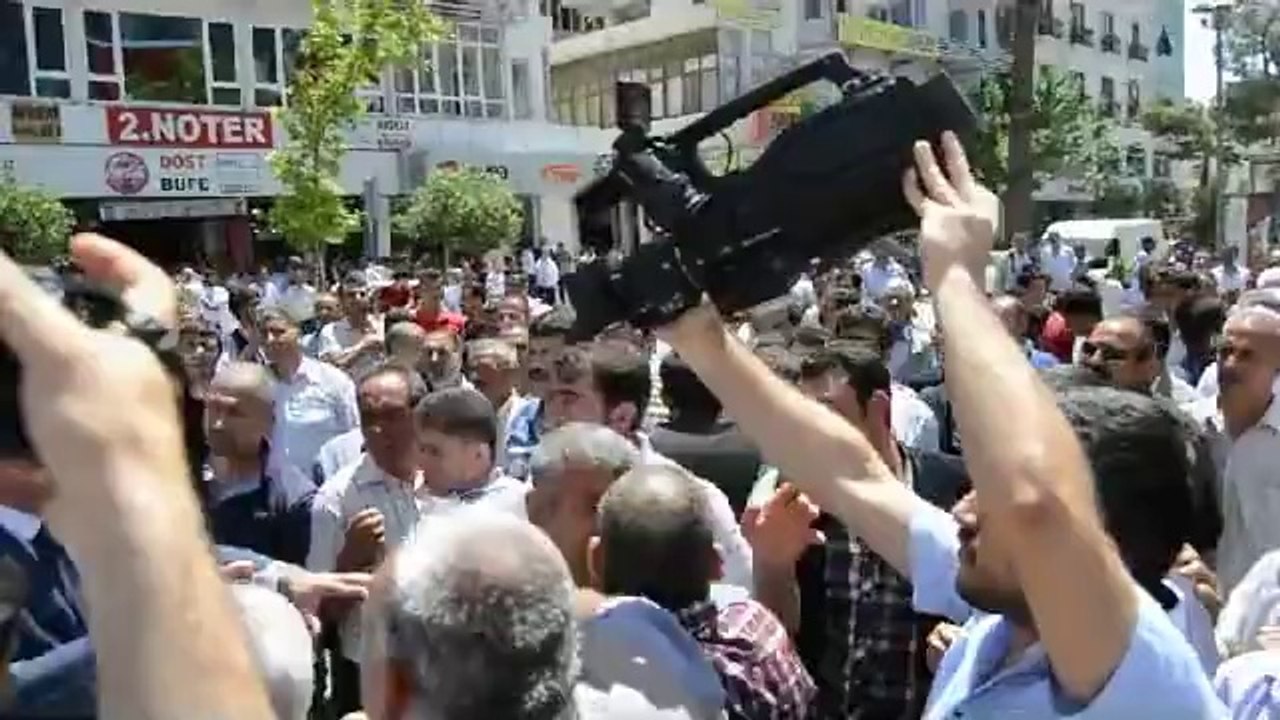işkur işçileri eylem yaptı yol kapatı