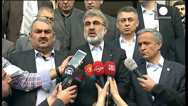 Turkey mine disaster: new fire as death toll nears 300