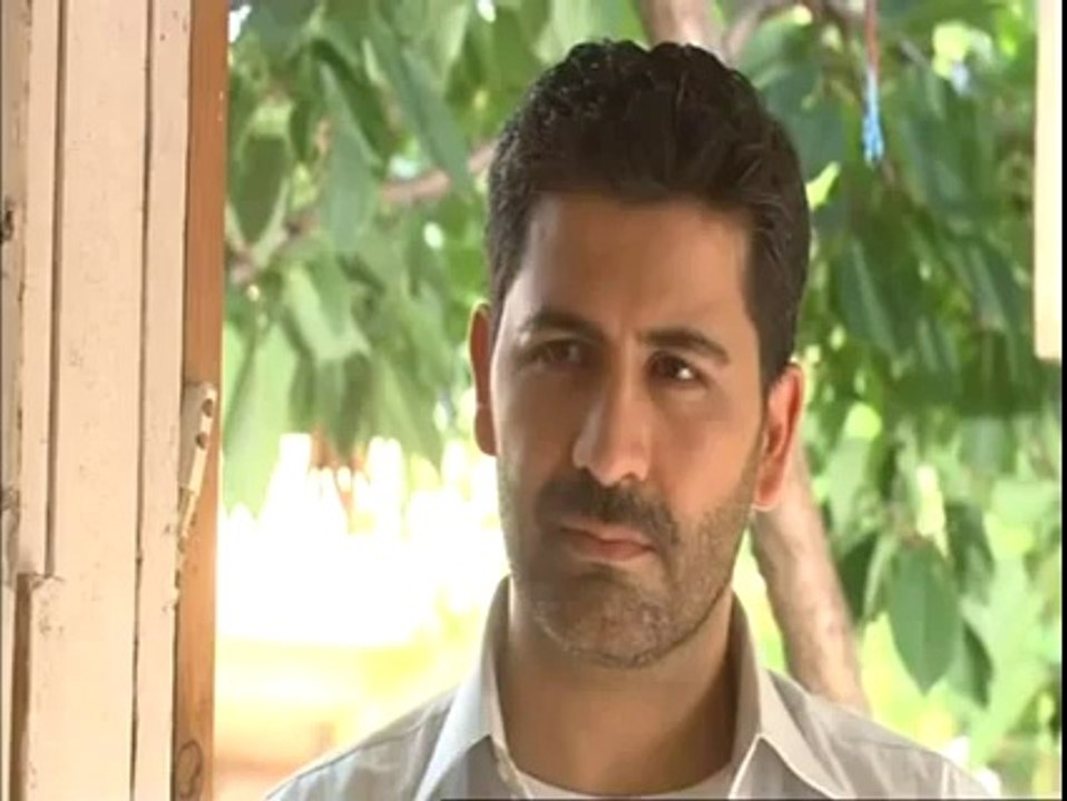 Beni de Götür (2014) - Fragman