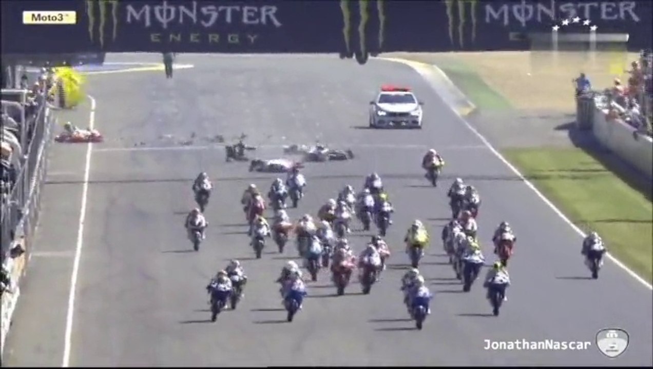 Massive crash start CEV 2014 Le Mans