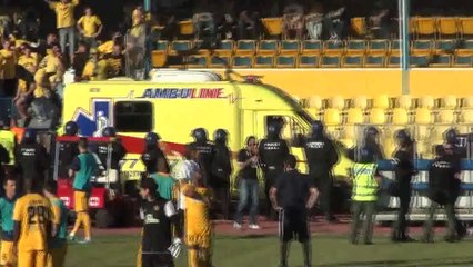 Διακοπή λόγω κροτίδας 2