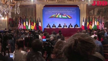 Hollande annonce "un plan d'action" contre Boko Haram