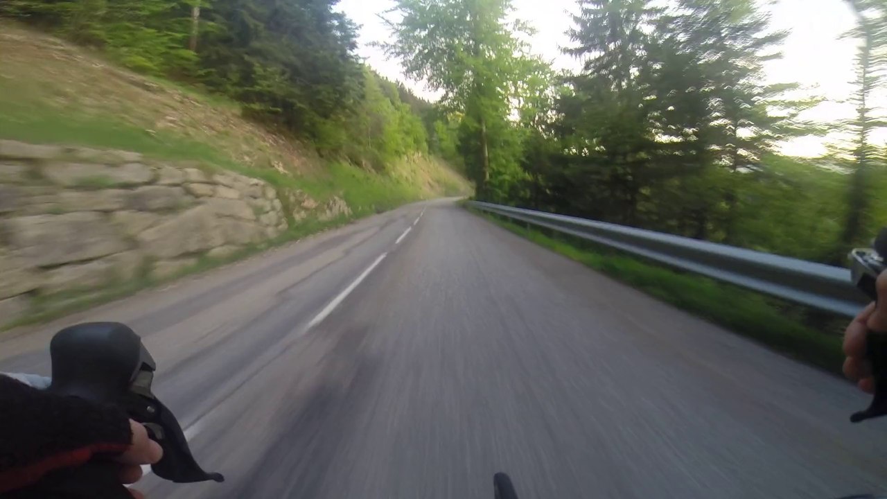 DESCENTE VELO DU COL DES EGAUX SAVOIE ISERE