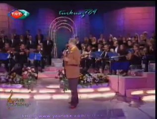 Özer UÇAR-Bir Güneş Doğuyor Karanlıklardan