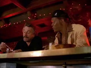 Jackie Brown - Movie Trailer