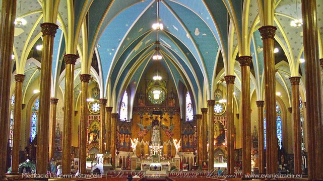 † Meditácie Ľubomíra Stančeka | Pravá láska; o láske nestačí len rozprávať, príkaz lásky je potrebné žiť Jn 15,9-11