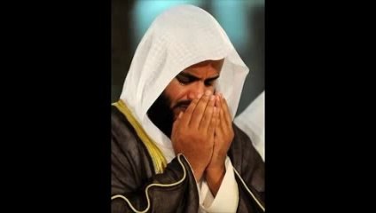 Kur'an okurken ağlayan imam !