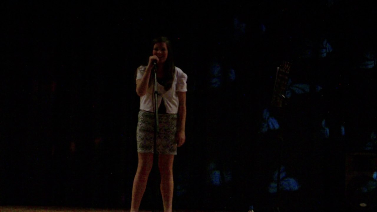 LOLA REVA CHANTE "JE T AIME ENCORE" 17 05 2014