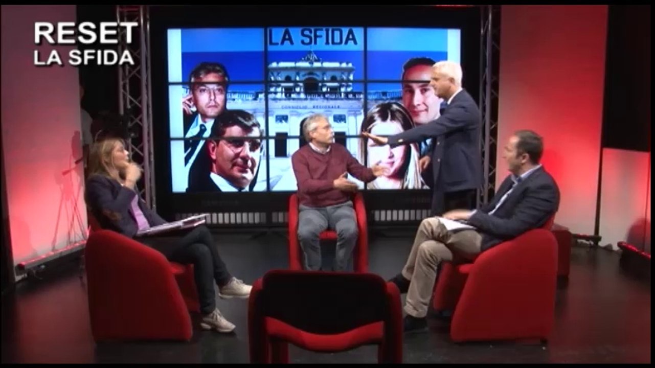 Il presidente uscente Gianni Chiodi, lascia gli studi di laqtv durante un contraddittorio con Acerbo