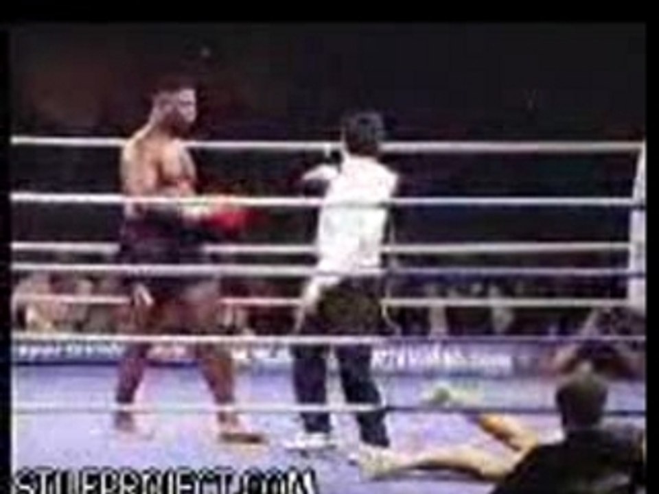 Funny Video - kick boxing