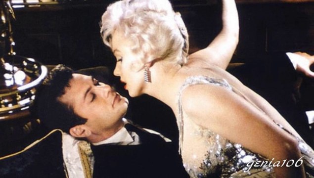 MARILYN MONROE aka SUGAR KANE KOWALCZYK~I Wanna Be Loved By YOU~Some LIke It Hot