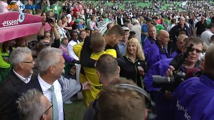 Supporters door het dolle na laatste fluitsignaal - RTV Noord