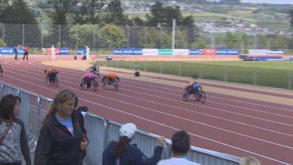 Records fall at opening meeting