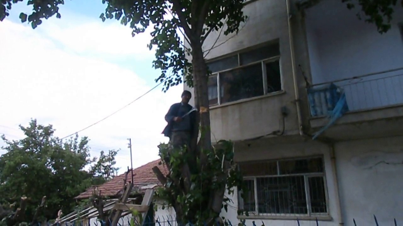 Dikeceğiniz apartmanların altında kalasınız-Sultan Kılıç Malatya