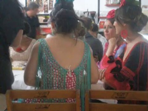 Feria de Jerez 2014 con Maria y Hugo, cantando para empezar la fiesta