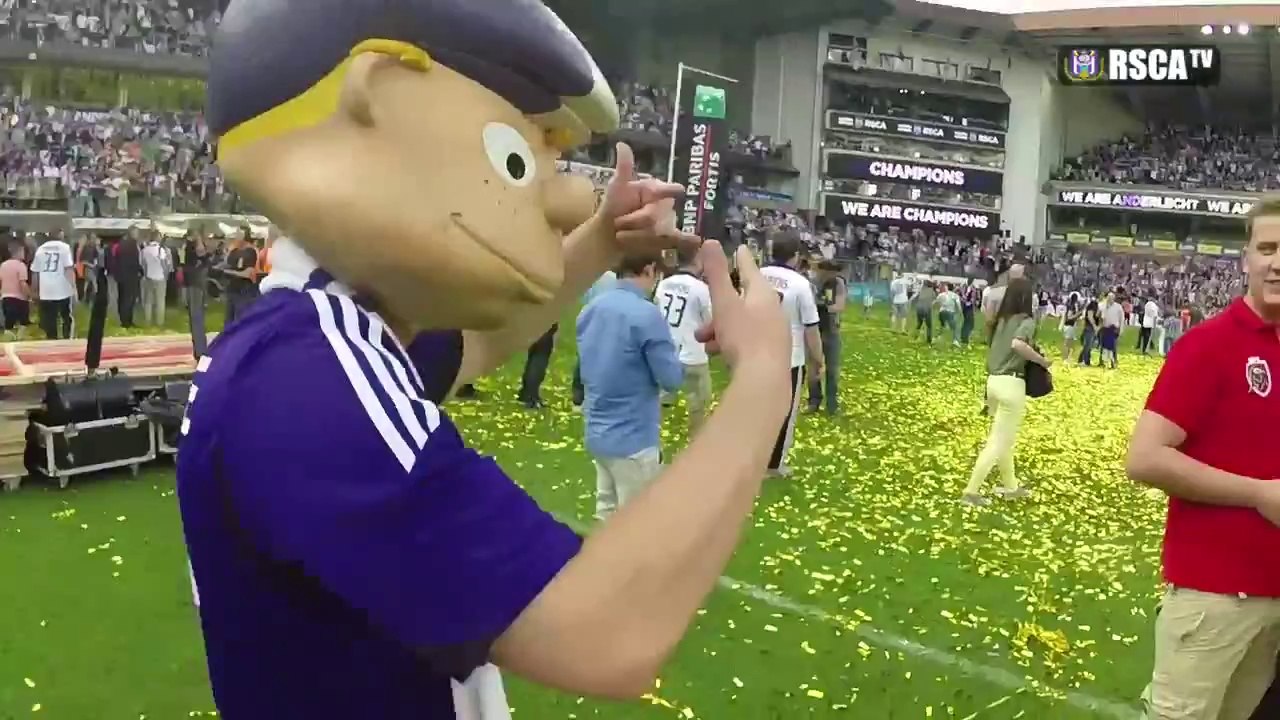 WE ARE CHAMPIONS 2013-2014 !