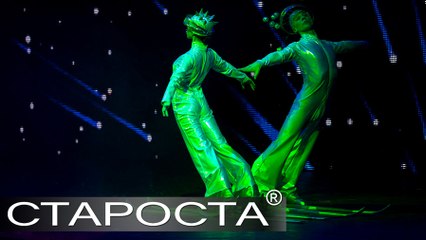 Acrobatic Duo - Skiing Cosmos