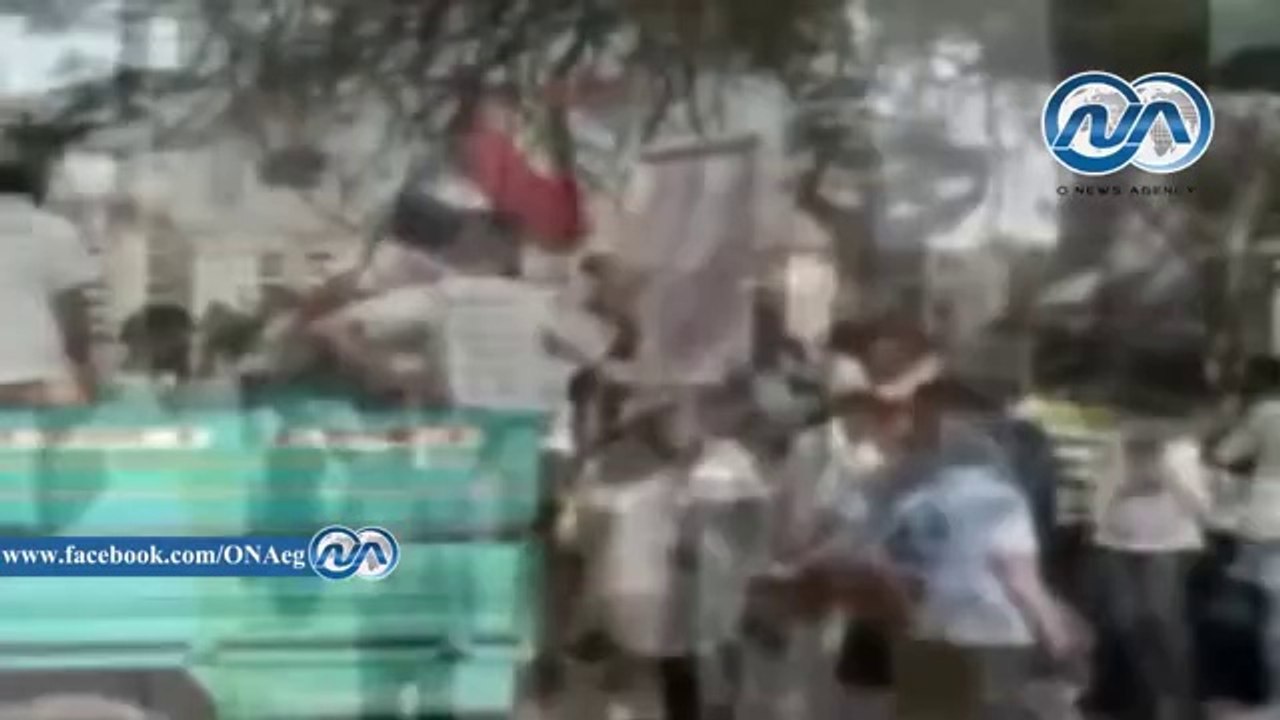 سلسلة بشرية لدعم السيسى يرقصون علي أنغام شعبان عبد الرحيم بسوهاج‎