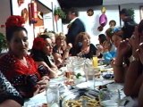 Feria en Jerez 2014 con Maria y Hugo, Charlitas mientras cenamos