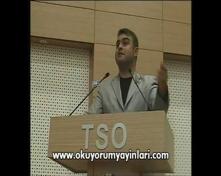 eskiden biz hocalarımızın karşısında ellerimizi dizimize koyar titrerdik, sanki iyi birşey...