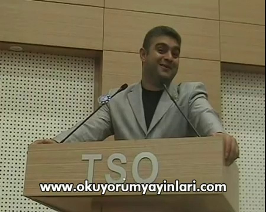 Bizim toplumda erkek çocuğa yüz vermezler, köpeğe oğlum derler... Oğullarına....