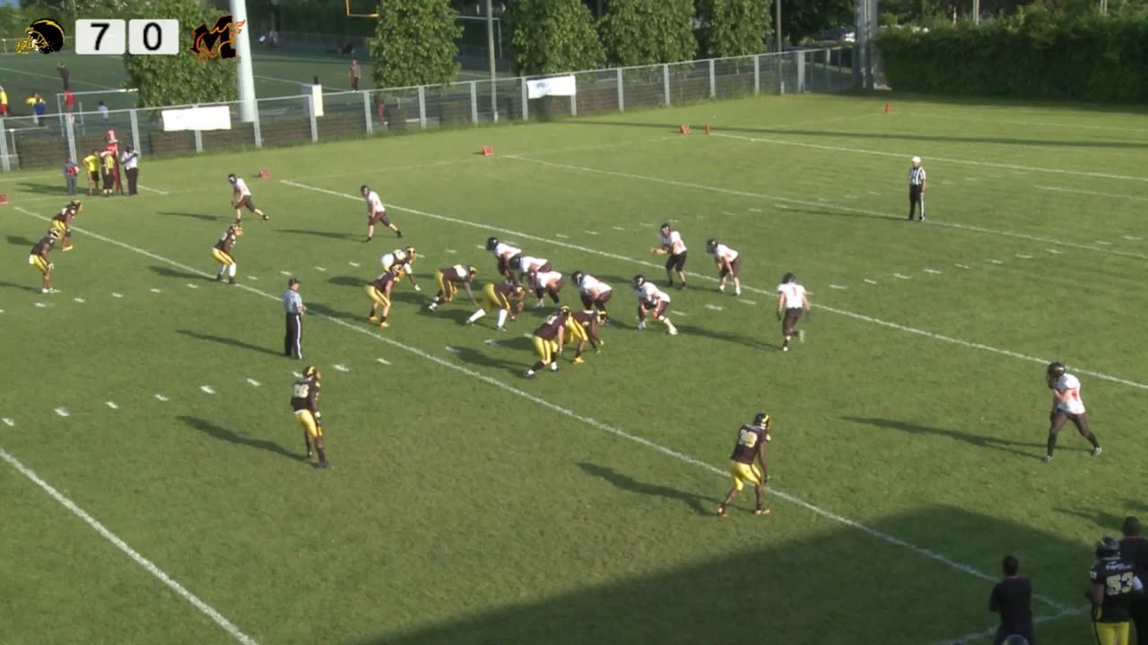 Flash vs Météores Première mi-temps