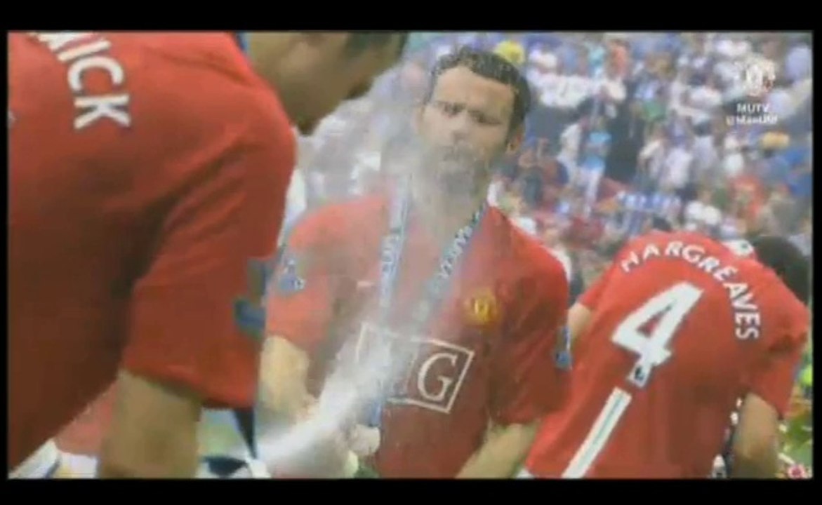 Ryan Giggs talks about retiring in 2011