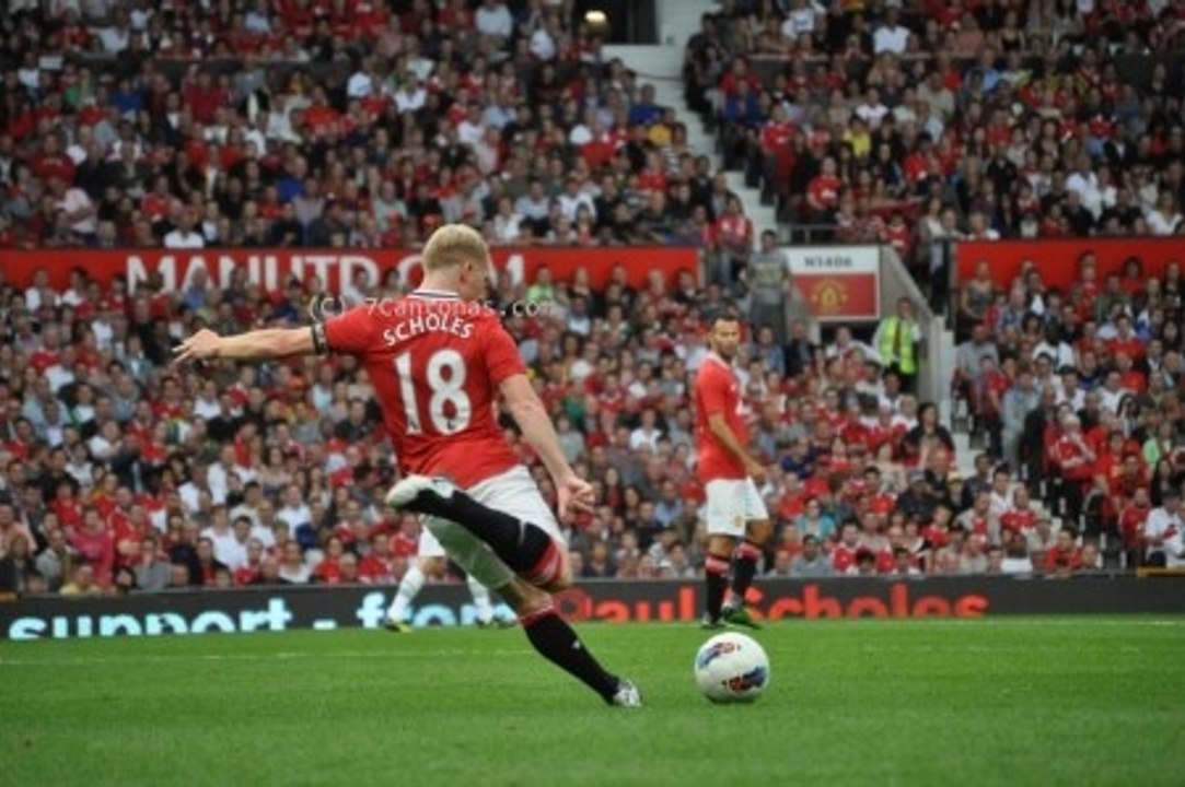 Paul Scholes passing compilation