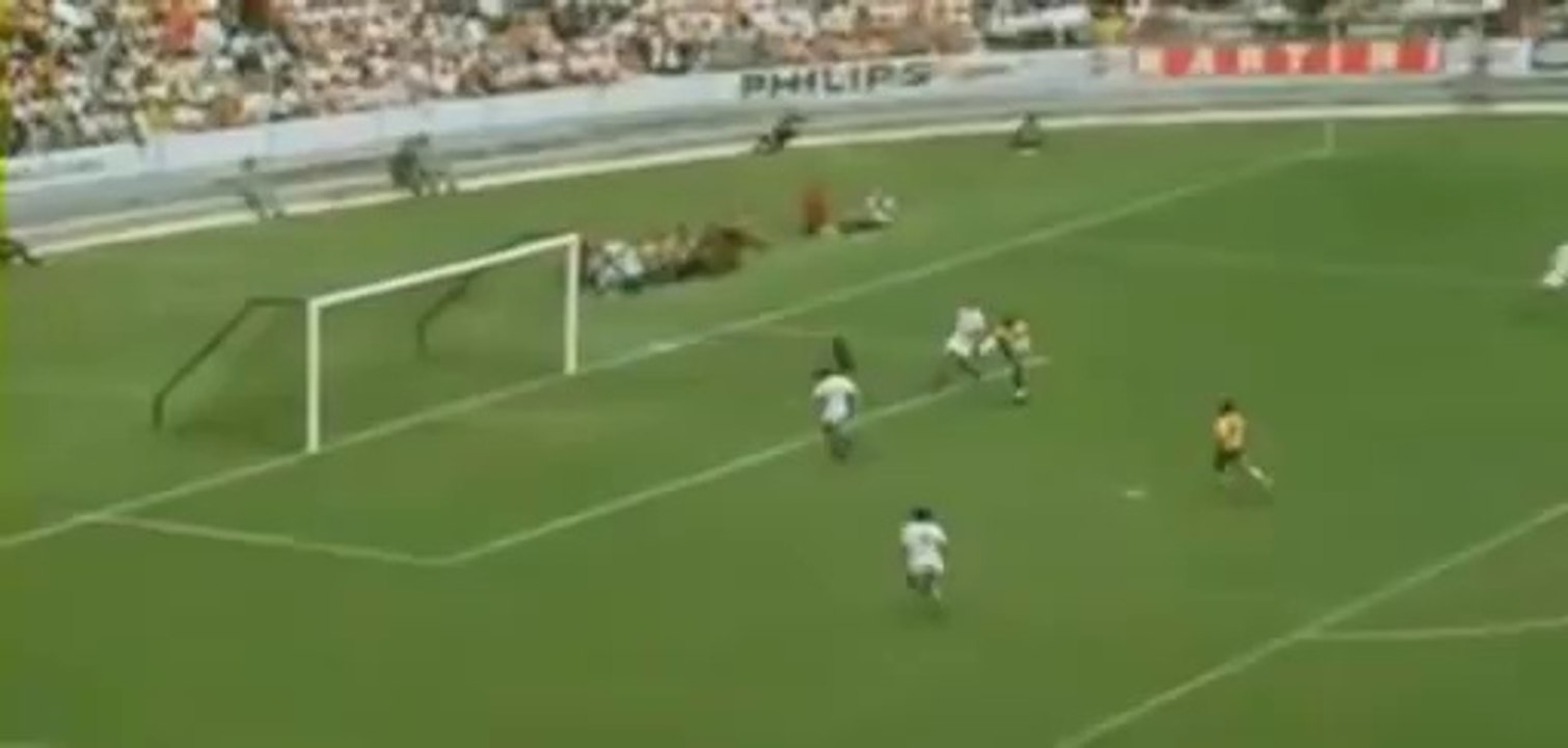 Pelé Compilation - Best Soccer Player Ever