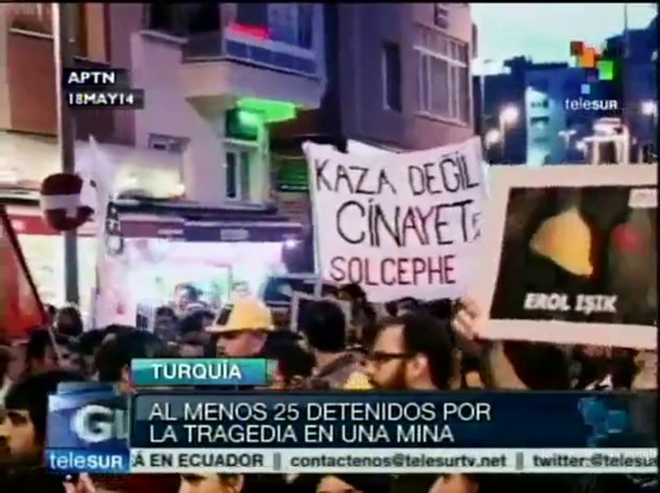 Miles de turcos exigen justicia para los muertos de la mina en Soma