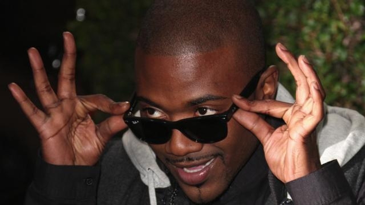 Ray J's Wedding Gift to Kim Kardashian, Kanye West is Unbelievable