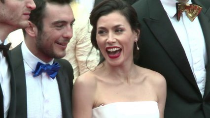 Cannes Red Carpet: Longoria, Chastain brave high winds