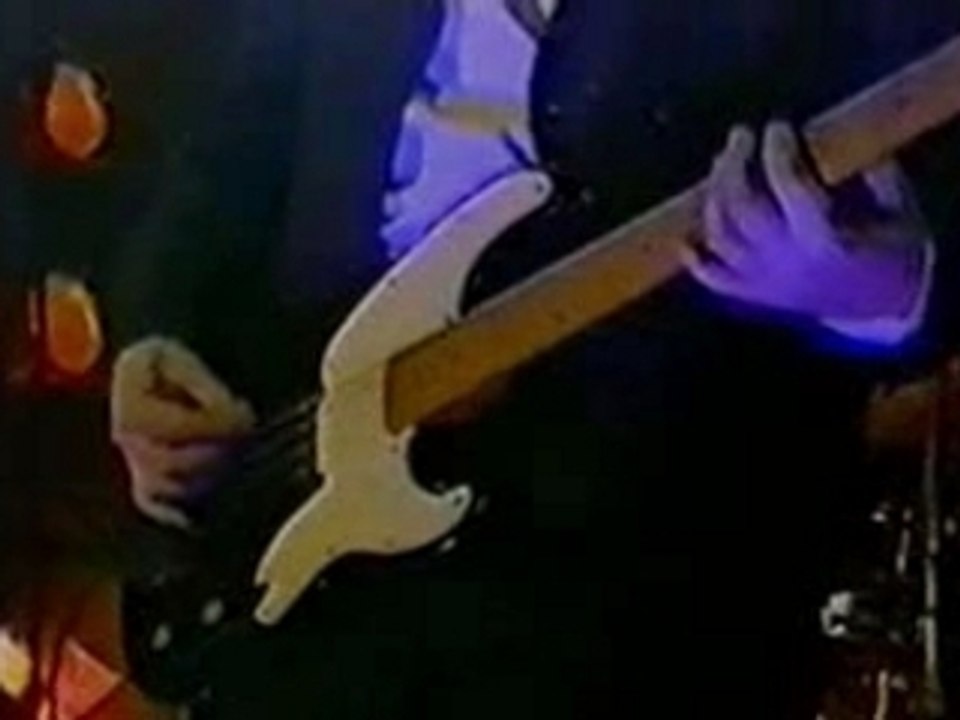 Cocteau Twins - Tishbite (Hotel Babylon)