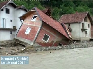 Un village éventré par les inondations en Serbie