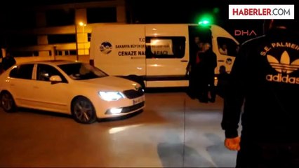 Sakarya Otomobilinin Camını Temizlerken Kamyonun Çarptığı Doktor Öldü Ek Görüntü