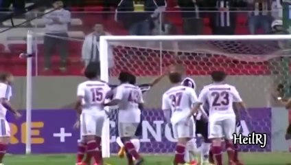 Super Ronaldinho's free kick